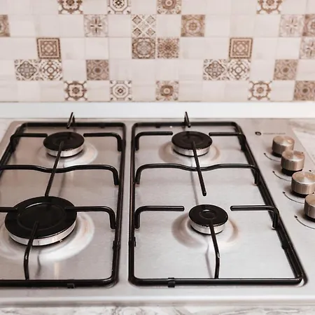 One Apart T3 With Free Parking Appartamento