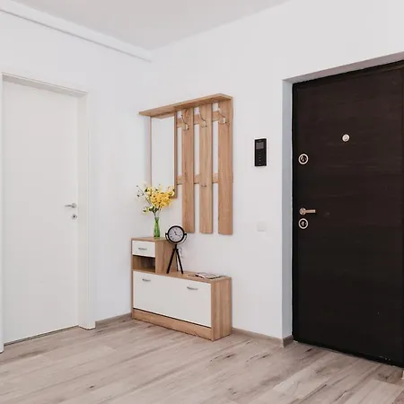 One Apart T3 With Free Parking 아파트