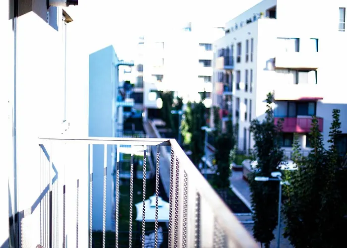 One Apart T3 With Free Parking *