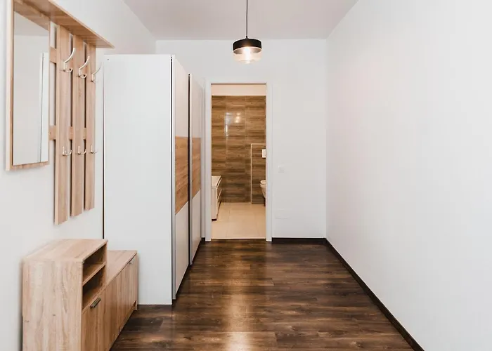 One Apart T3 With Free Parking *